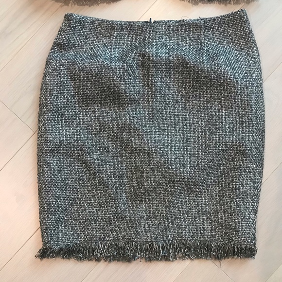 Bebe Tweed Skirt Suit Set Blazer - Size 2 - Picture 6 of 6